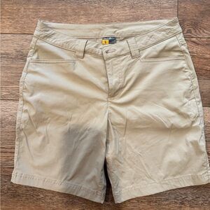 Eddie Bauer 7” Hiking/Outdoor Shorts